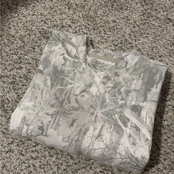 Hollister Boxy Camo Crew Sweatshirt - Picture 8 of 9